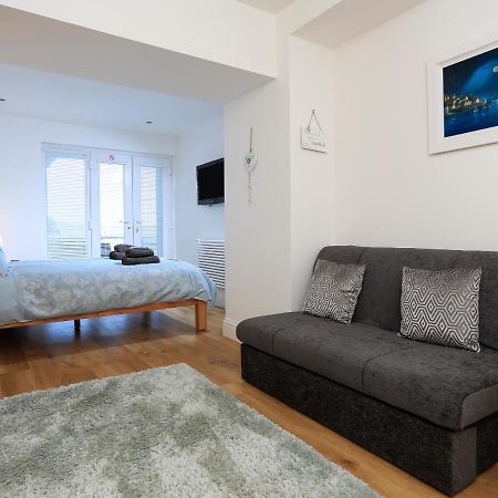 1 At The Beach Beesands Exterior foto